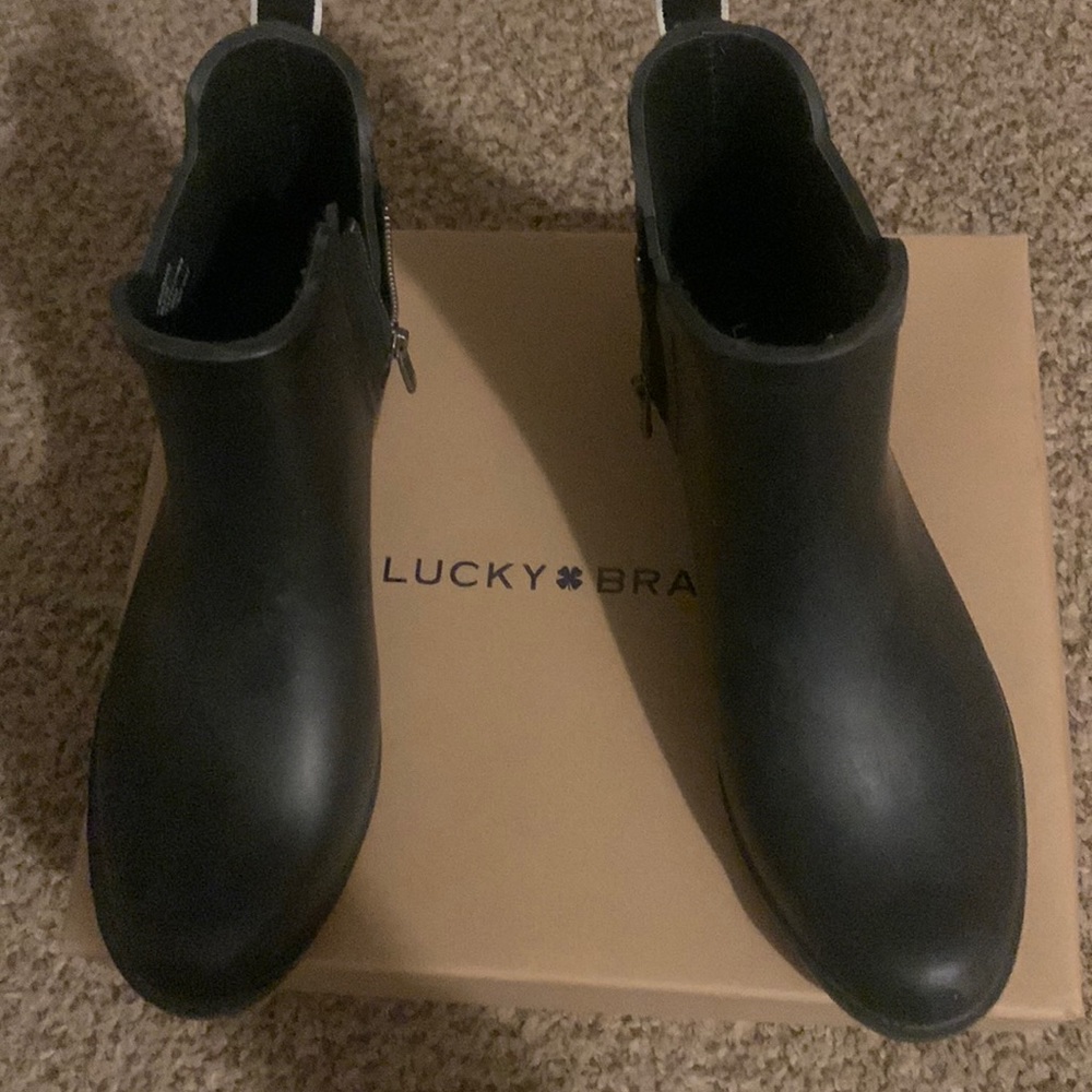 Very nice Lucky Brand rain boots. Only wore twice. Too small for me.